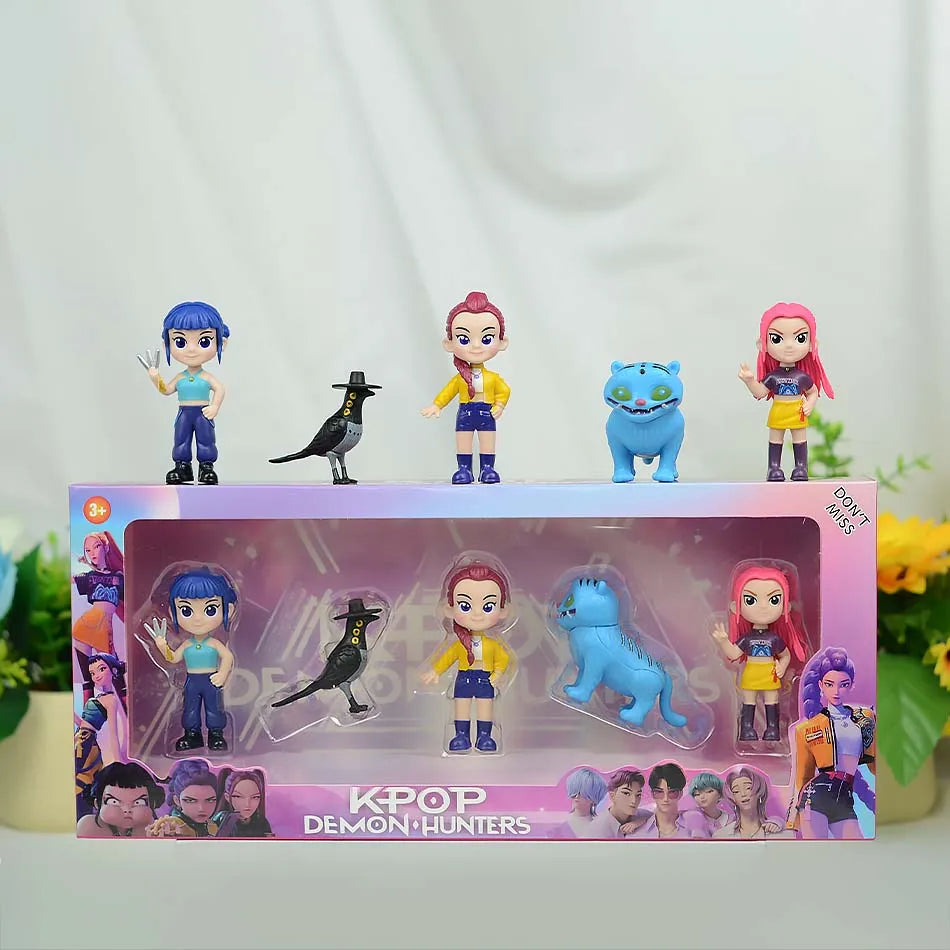 2026 Hot Kpop Devil Hunter Rumi Zoe Mira anime polyvinyl chloride character collection desktop trinkets Childrens New Year gifts